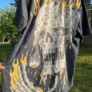 Lurking class skull tee 💀